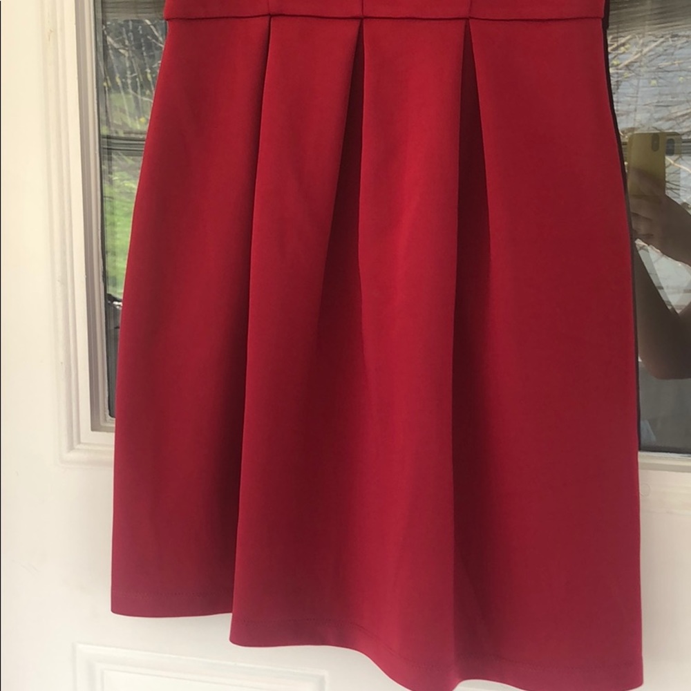 Red Dress - Picture 2 of 4